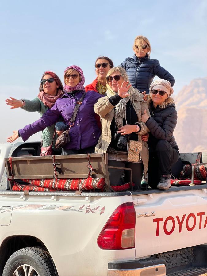 Wadi Rum Sunset Camp Zewnętrze zdjęcie